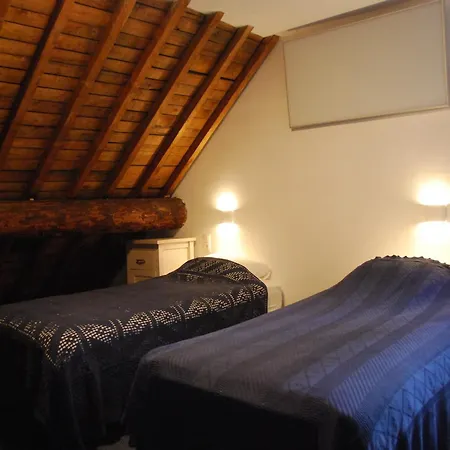 Villa Large Hunting With Enormous Beautiful Garden, Cleaning Included *