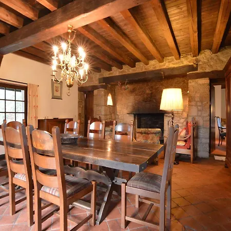 Large Hunting With Enormous Beautiful Garden, Cleaning Included Villa *