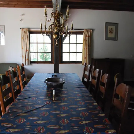 Villa Large Hunting With Enormous Beautiful Garden, Cleaning Included *